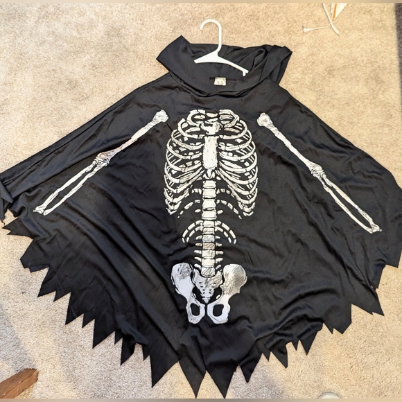 Skeleton Ponch and Skeleton Gloves - Picture 2 of 3